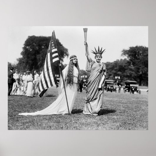 Columbia and Lady Liberty, 1919 Poster (Voorkant)