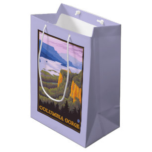 Columbia River Gorge Scene met Crown Point Medium Cadeauzakje