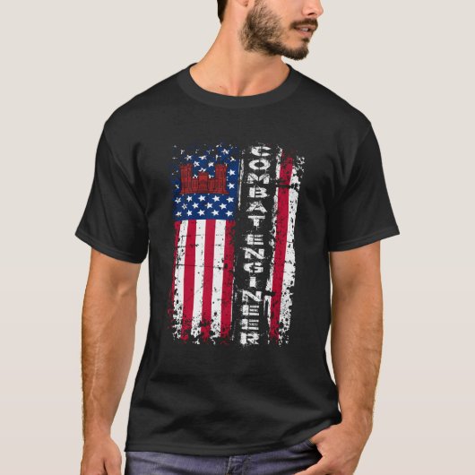 Combat Engineer in nood Amerikaanse vlag US Milit T-shirt (Voorkant)