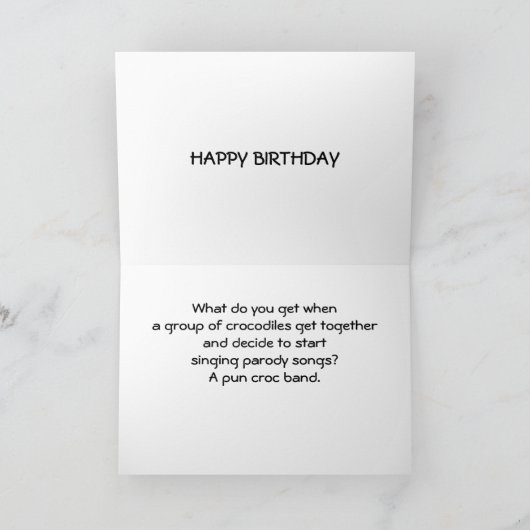 "COMEDIC CROCODILE" ZEGT DAT ZIJ BIRTHDAAG VOOR U KAART (Binnen)