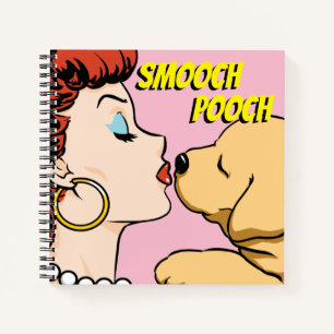 Comic Girl met pop-uplaptop - Aangepast Notitieboek