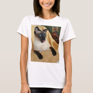 Comical Seal Point Siamese Cat Licking it's Nose T-shirt