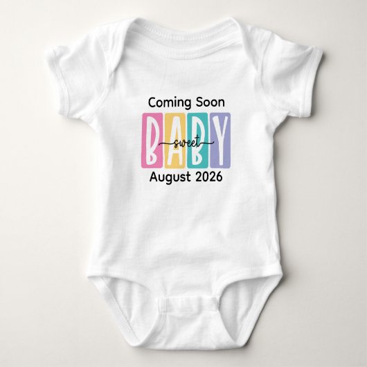 Coming Soon Custom Text Pregnancy Announcement Romper (Voorkant)