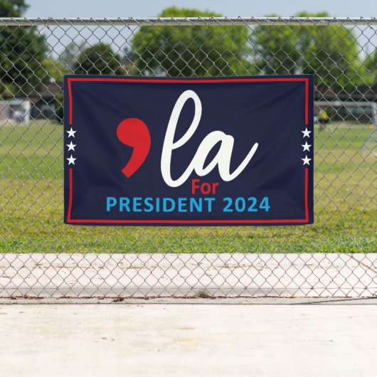 Comma La Kamala Harris 2024 - Voor President Spandoek (Insitu)