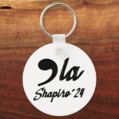 Comma-La Kamala Harris Shapiro 2024 Cursief Sleutelhanger (Voorkant)