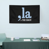 Comma La Kamala Harris Tim Walz Coach 2024 Spandoek (Beurs)