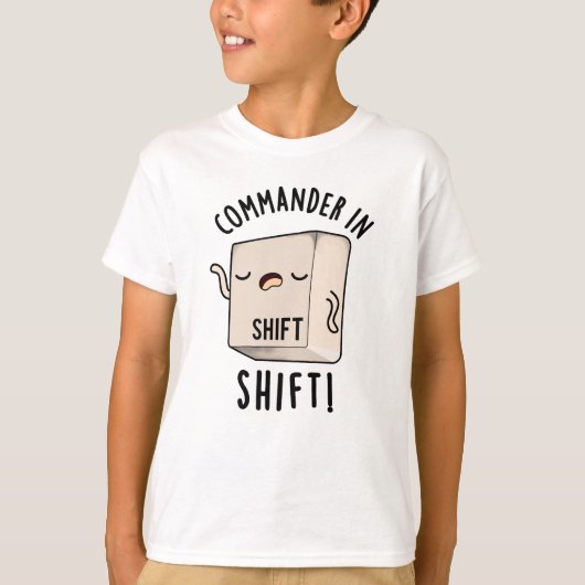 Commander in Shirt Funny Keyboard Pun (Voorkant)