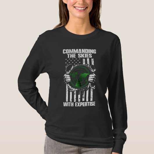 Commanding The Skies With Expertise Air Traffic Co T-shirt (Voorkant)