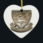 Commando Kieffer - Insigne 1BFMC Keramisch Ornament<br><div class="desc">Het is een teken van Maurice Chauvet dat tijdens de Tweede Wereldoorlog werd gedragen door het eerste Bataljon van Fusiliers Marins Commandos. Het werd geplaatst op de beret van de 177 Franse commando's van commandant Philippe Kieffer tijdens de aanlanding van Normandië op 6 juni 1944 in Sword Beach. Op dit...</div>