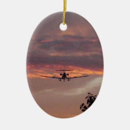 Commercial Jet Landing At Sunset Keramisch Ornament