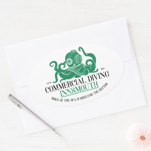 Commercieel Duiken Innsmouth Ovale Sticker (Envelop)
