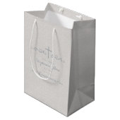 Communautair Kruis in het Taupe Floral Pattern Medium Cadeauzakje (Voorkant Gekanteld)
