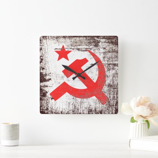 communistisch symbool vierkante klok (Huis)