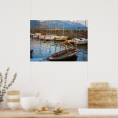 Comomeer, traditionele meerboot in de jachthaven poster (Keuken)
