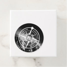 Compass star embleem monogram dramatische bergen bedankjes labels