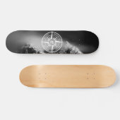Compass star embleem monogram dramatische bergen persoonlijk skateboard (Horizontaal)