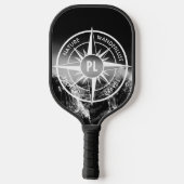 Compass star embleem monogram dramatische bergen pickleball paddle (Achterkant)