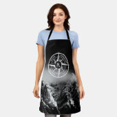 Compass star embleem monogram dramatische bergen schort (Gedragen)
