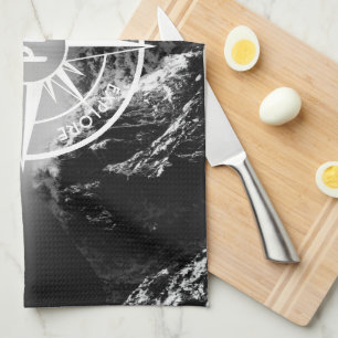 Compass star embleem monogram dramatische bergen theedoek