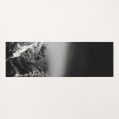 Compass star embleem monogram dramatische bergen yogamat (Achterkant (horizontaal))