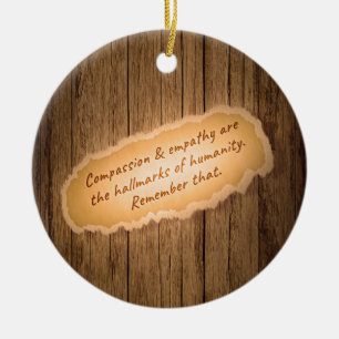 Compassie en empathie zijn de Hallarinaties van de Keramisch Ornament