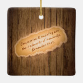 Compassie en empathie zijn de Hallarinaties van de Keramisch Ornament (Achterkant)