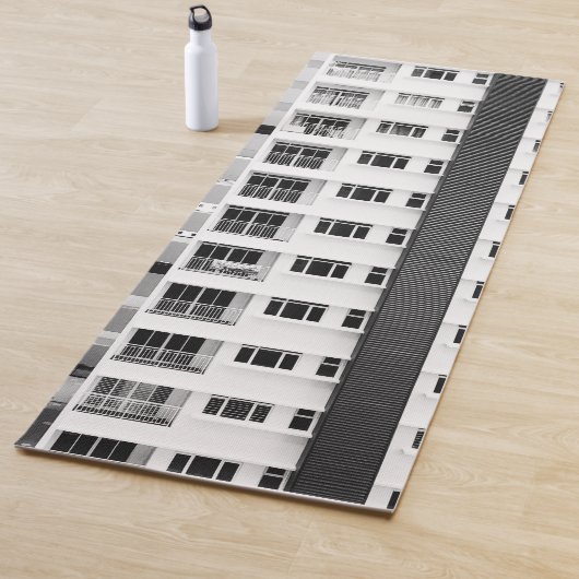 Complex Tall Aappartement Yogamat (In situ)