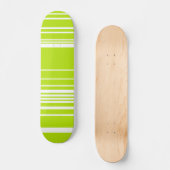 Complexe strepen in limoengroen en wit persoonlijk skateboard (Voorkant)