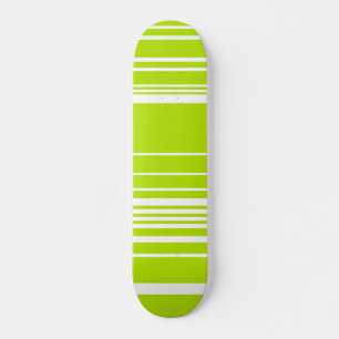 Complexe strepen in limoengroen en wit persoonlijk skateboard