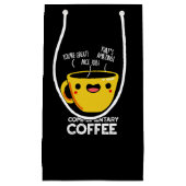 Complimentary Coffee Funny Drink Pun Dark BG Klein Cadeauzakje (Voorkant)