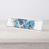 Compositie van witte en blauwe vlinders bureau naambordje (Voorkant)