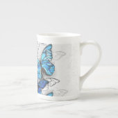 Compositie van witte en blauwe vlinders porselein kop (Rechts)