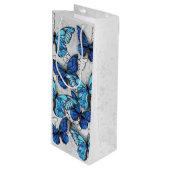 Compositie van witte en blauwe vlinders wijn cadeautas (Voorkant Gekanteld)