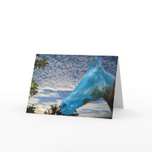 Compositiefoto van ochtendhemel en geschilderd paa