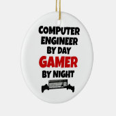 Computer Engineer van Day Gamer by Night Keramisch Ornament (Rechts)
