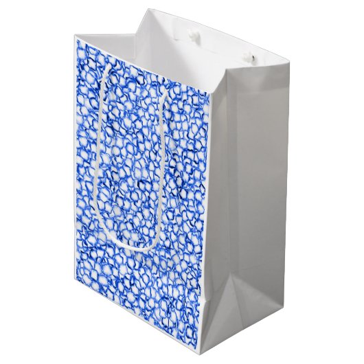 Computer-Generated Blue Petals Medium Cadeauzakje (Voorkant Gekanteld)