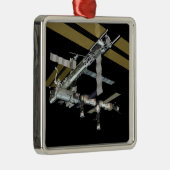 Computergegenereerd uitzicht 20 metalen ornament (Rechts)