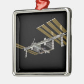 Computergegenereerd uitzicht 25 metalen ornament (Links)