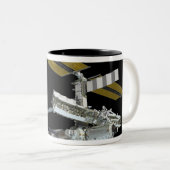 Computergegenereerd uitzicht 26 tweekleurige koffiemok (Voorkant rechts)