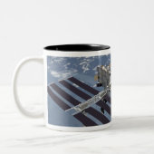 Computergegenereerd uitzicht 27 tweekleurige koffiemok (Links)