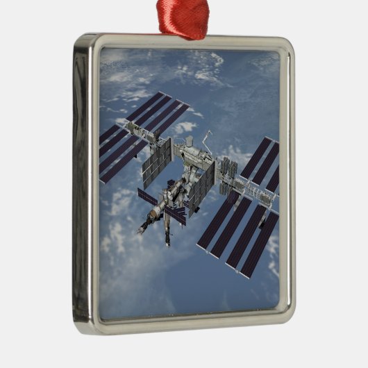 Computergegenereerd uitzicht 3 metalen ornament (Rechts)