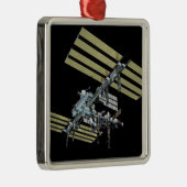 Computergegenereerd uitzicht 9 metalen ornament (Rechts)