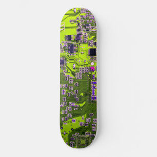 Computergek printplaat neon geel skateboard