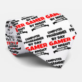 Computerprogrammeur houdt van het spelen van video stropdas (Opgerold)