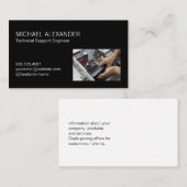 Computertechnicus die hardware vervangt visitekaartje (Voorkant / Achterkant)