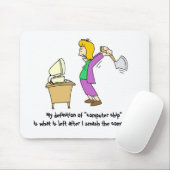 computervrouw die zich aan het smokkelen is muismat (Met muis)