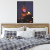 Con Edison Clock Tower verlicht in roze bij Twilig Canvas Afdruk (Insitu (Slaapkamer))