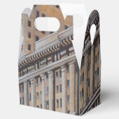 Con Edison's korte ontmoeting met St. Mark's Bedankdoosjes (Geopend)