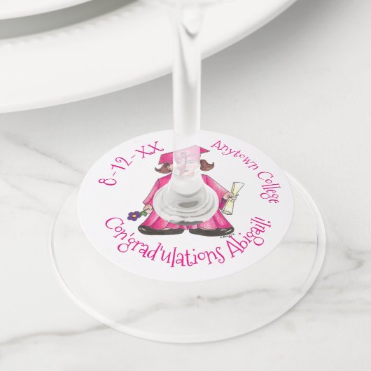 Con'afstudeerder Pink Pet Gown Diploma Afstuderen Wijnglaslabel (Dichtbij)