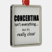 Concetina is niet alles metalen ornament (Rechts)